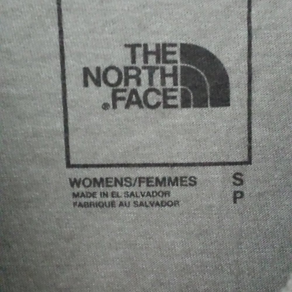 [[[[ SOLD ]]]  [[SOLD]]  THE NORTH FACE tshirt